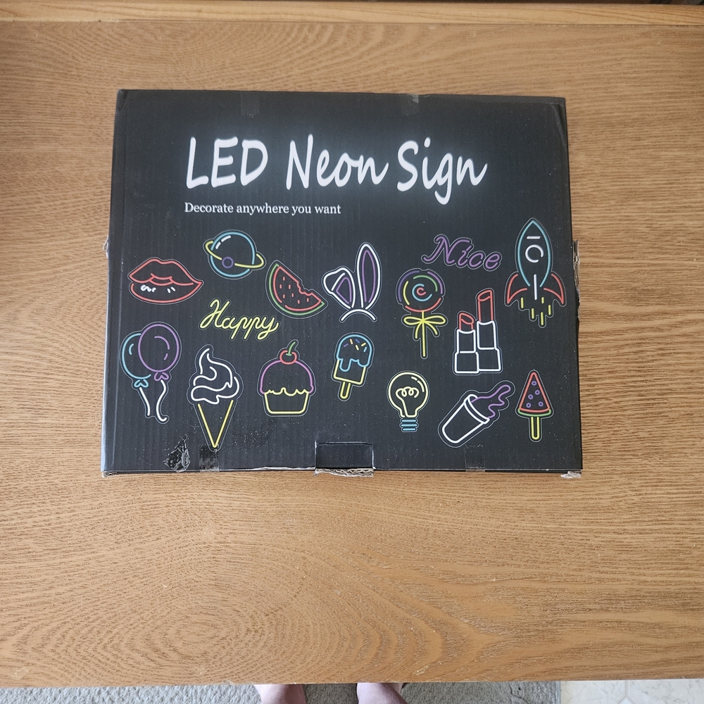 Colorful Neon Light Sign - Picture 4 of 5